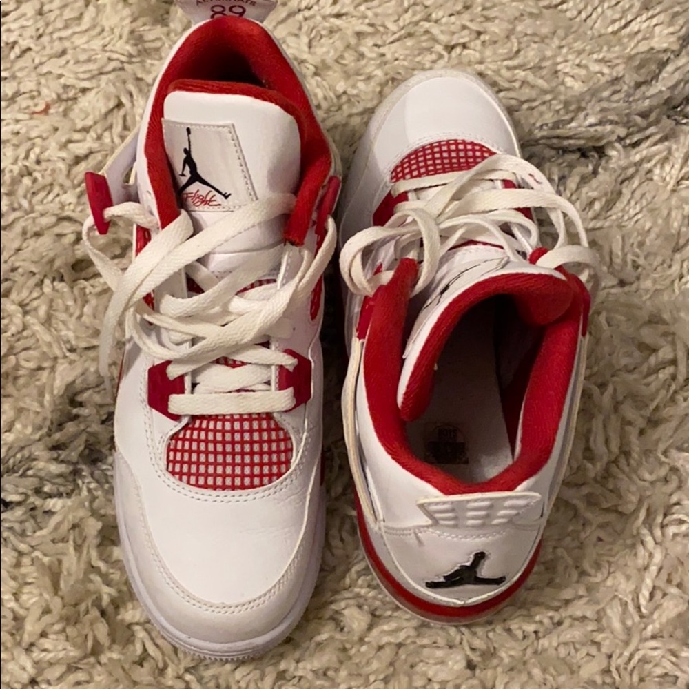 Jordan 4